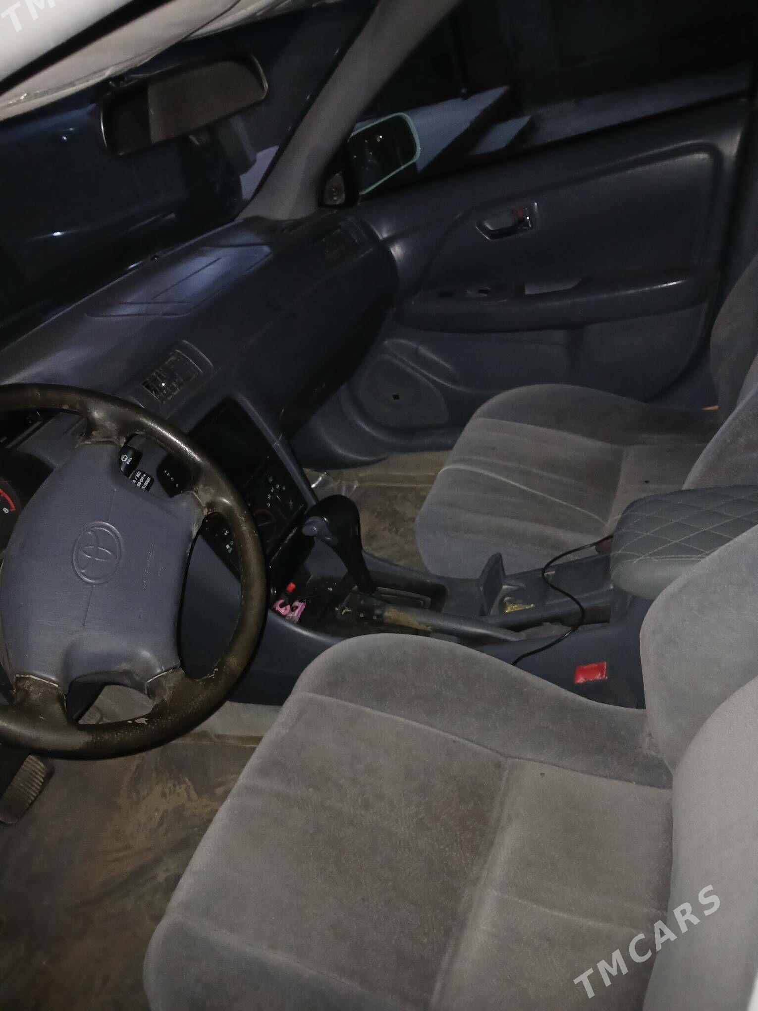 Toyota Camry 2001 - 150 000 TMT - Akdepe - img 4