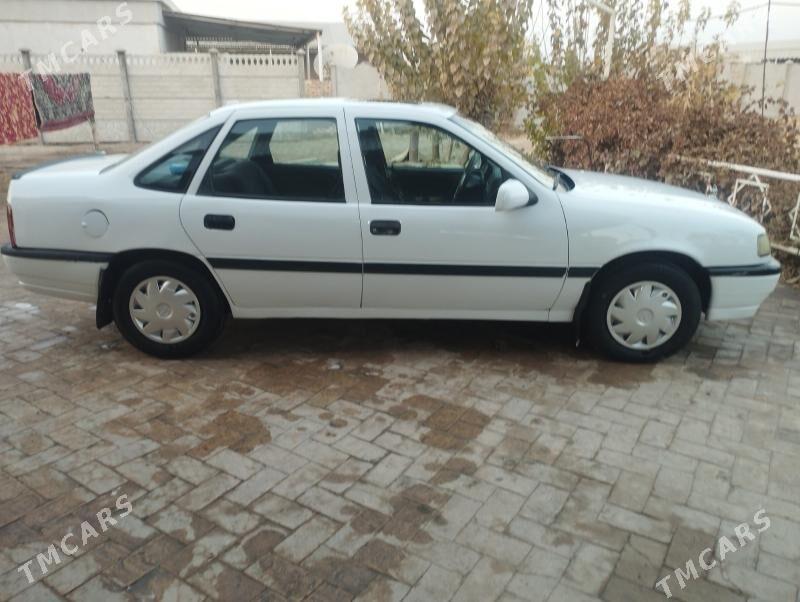 Opel Vectra 1990 - 37 000 TMT - Baýramaly - img 4