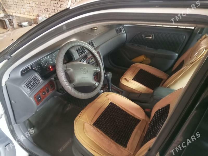 Toyota Camry 2001 - 160 000 TMT - Şabat etr. - img 9