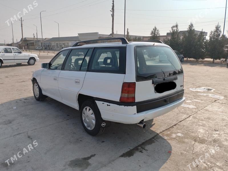 Opel Astra 1992 - 29 000 TMT - Mary - img 3