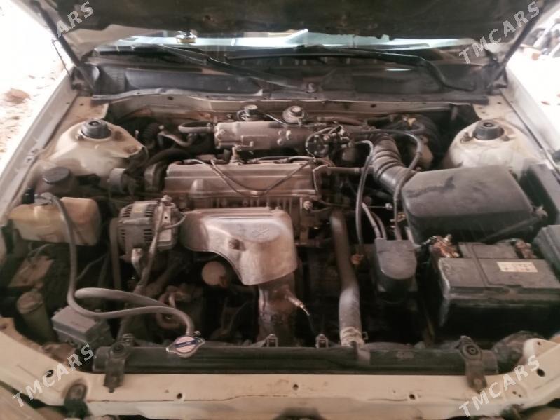 Toyota Camry 2001 - 160 000 TMT - Şabat etr. - img 10
