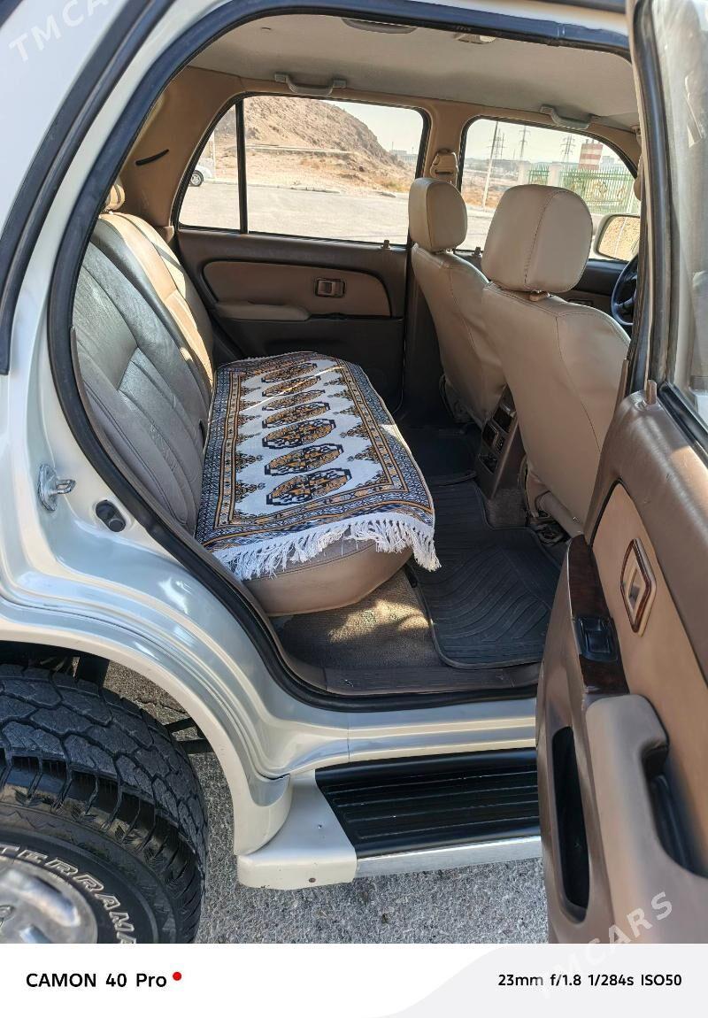 Toyota 4Runner 2000 - 120 000 TMT - Балканабат - img 8