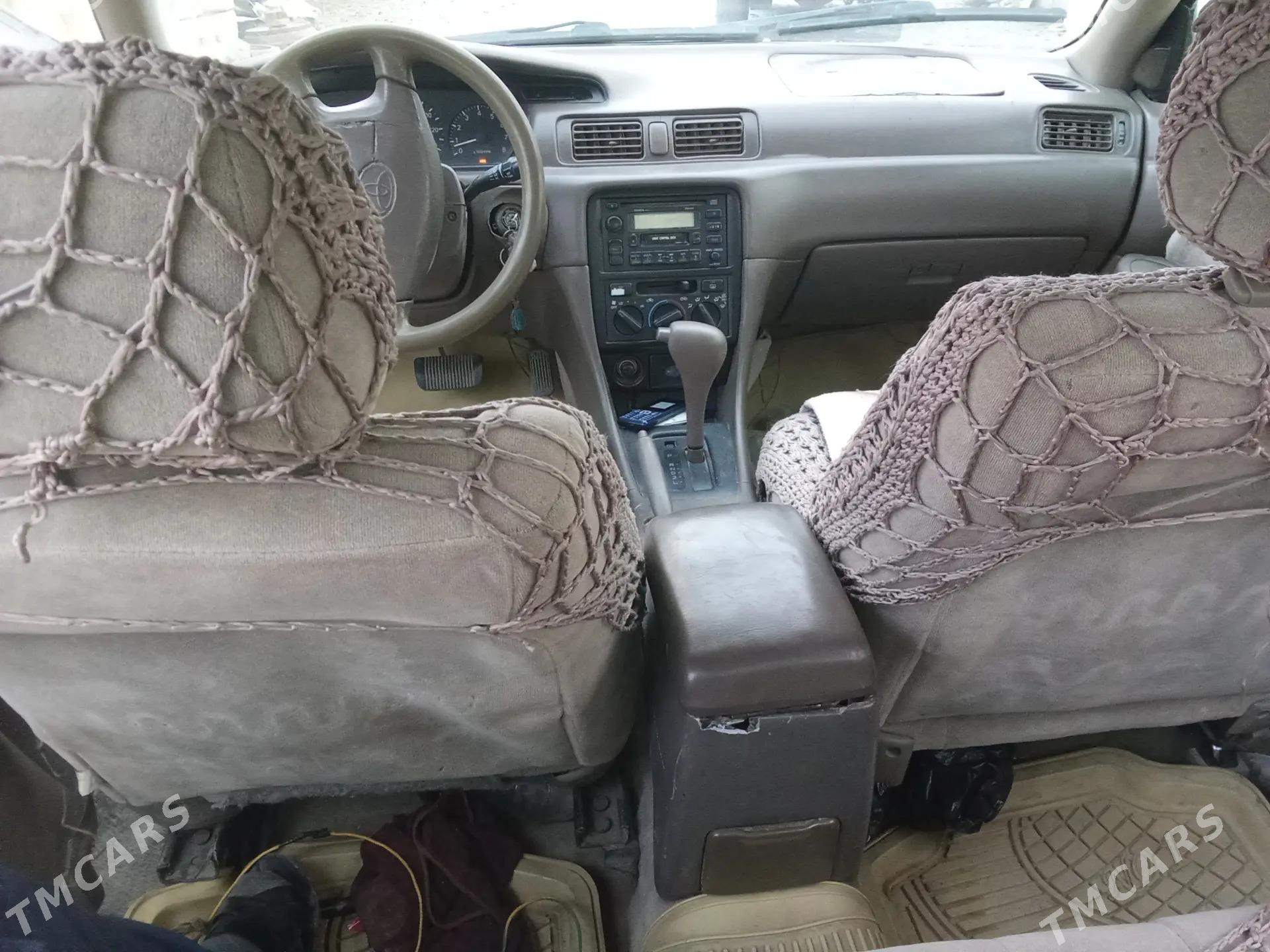 Toyota Camry 1999 - 100 000 TMT - Гызыларбат - img 7