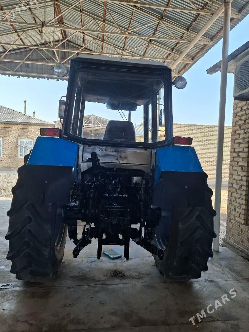 MTZ 82 2007 - 190 000 TMT - Mary - img 5