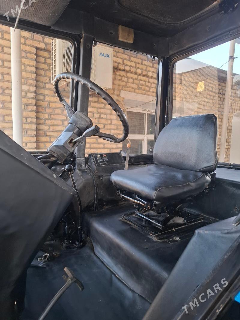 MTZ 82 2007 - 190 000 TMT - Mary - img 4