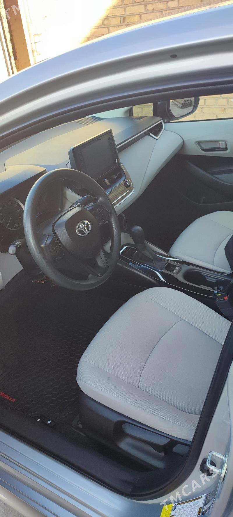 Toyota Corolla 2022 - 240 000 TMT - Векильбазар - img 3