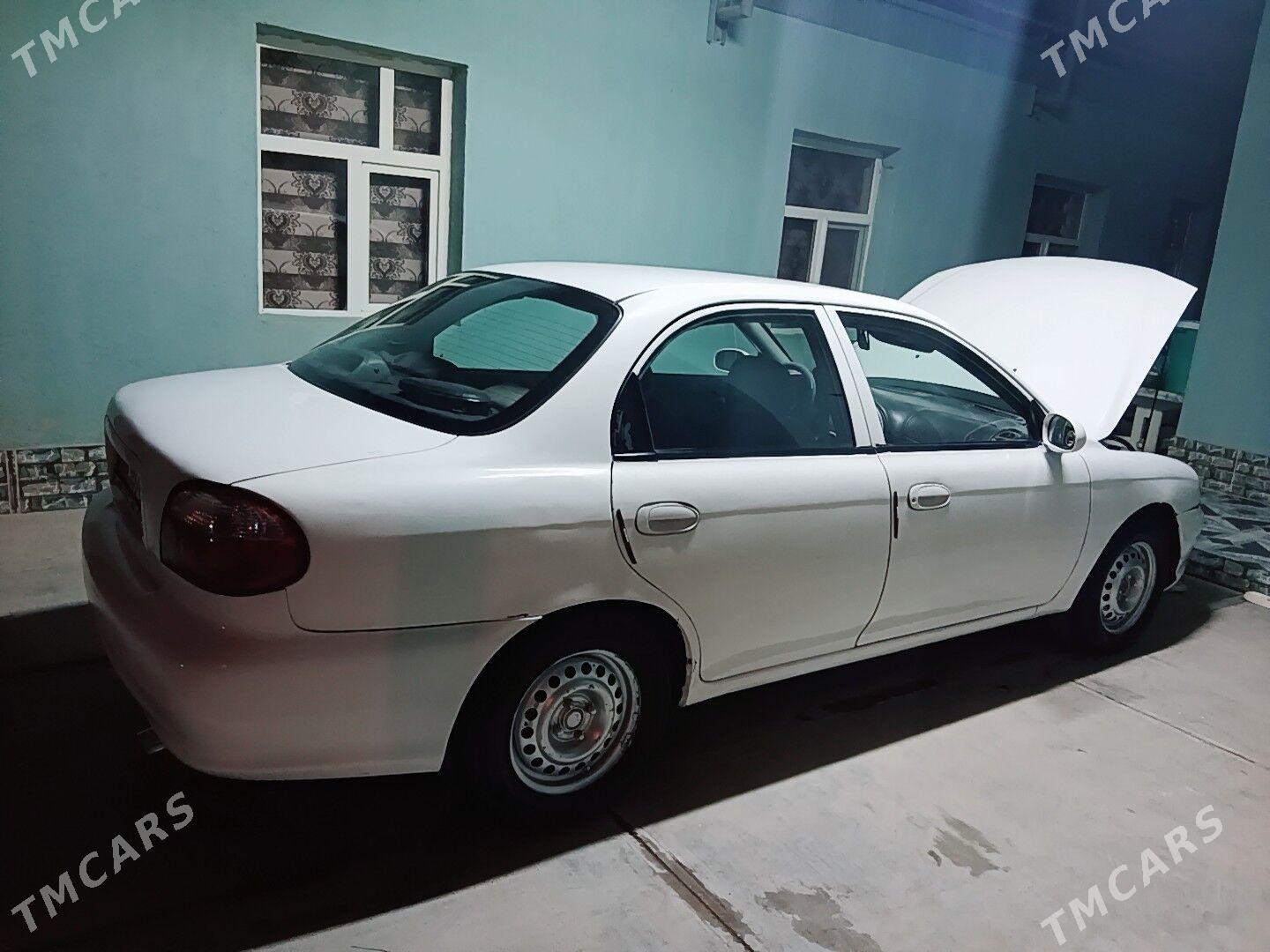 Kia Sephia 2001 - 50 000 TMT - Анев - img 4