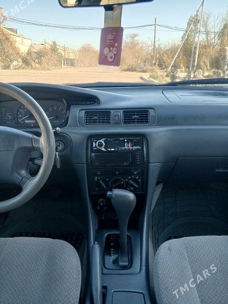 Toyota Camry 2000 - 147 000 TMT - Gurbansoltan Eje - img 6