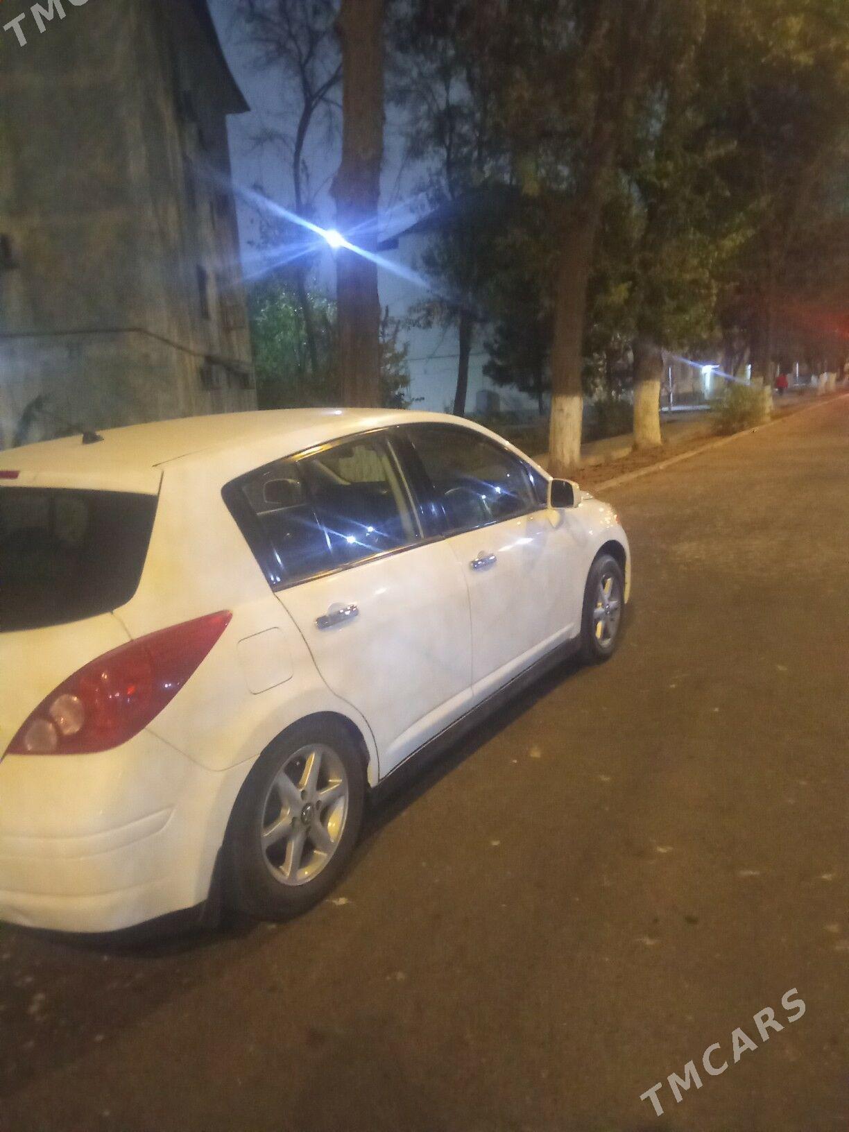 Nissan Versa 2009 - 108 000 TMT - Arçabil şaýoly - img 2