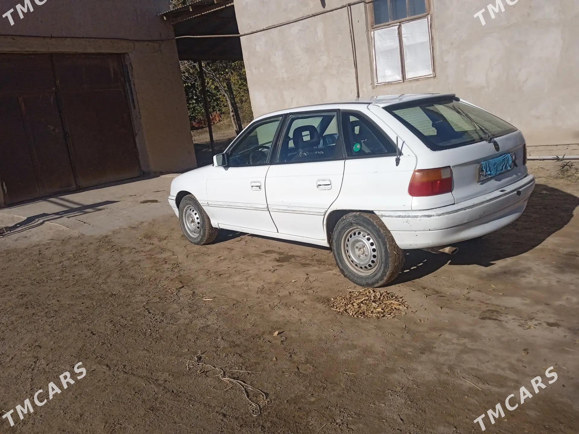 Opel Astra 1992 - 38 000 TMT - Gurbansoltan Eje - img 2