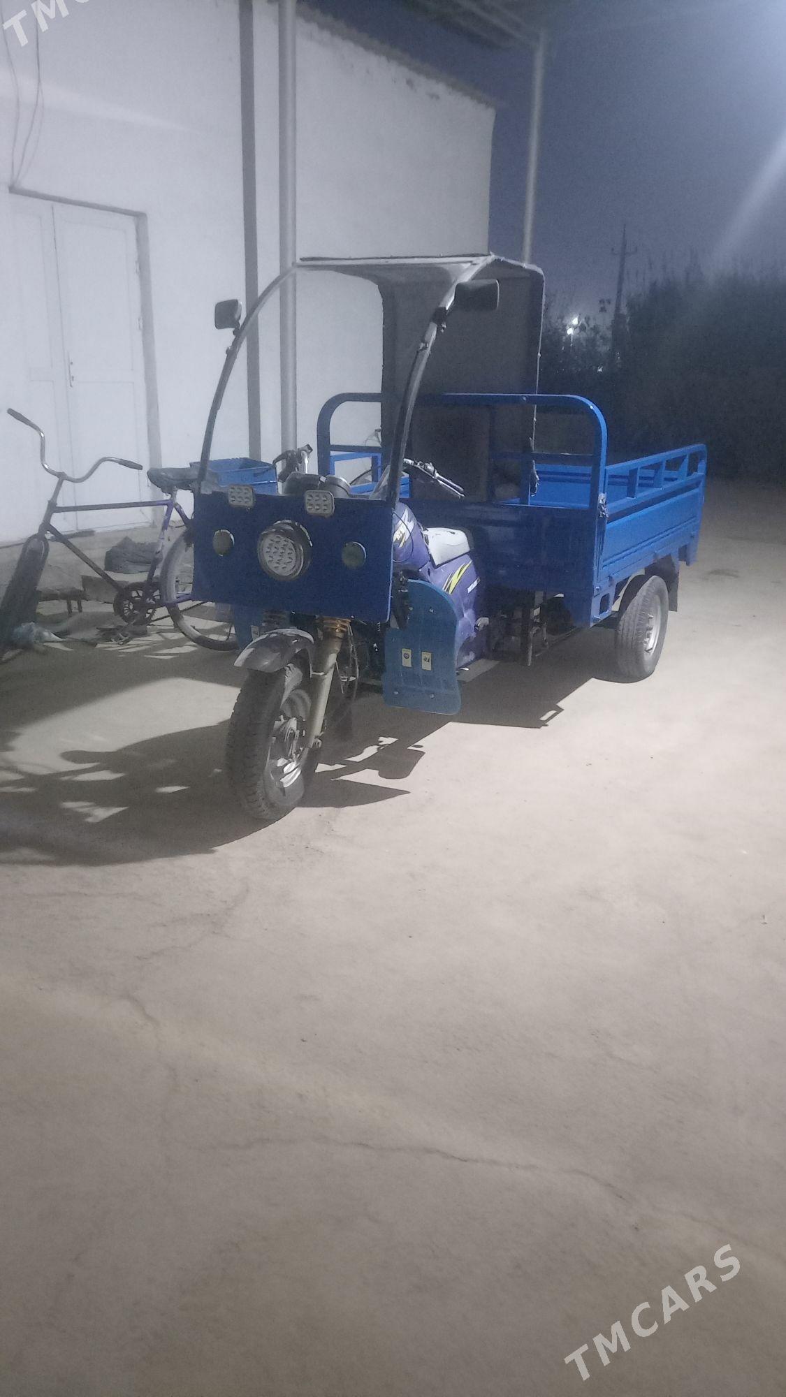 MTZ T-28 2014 - 20 000 TMT - Ёлётен - img 5