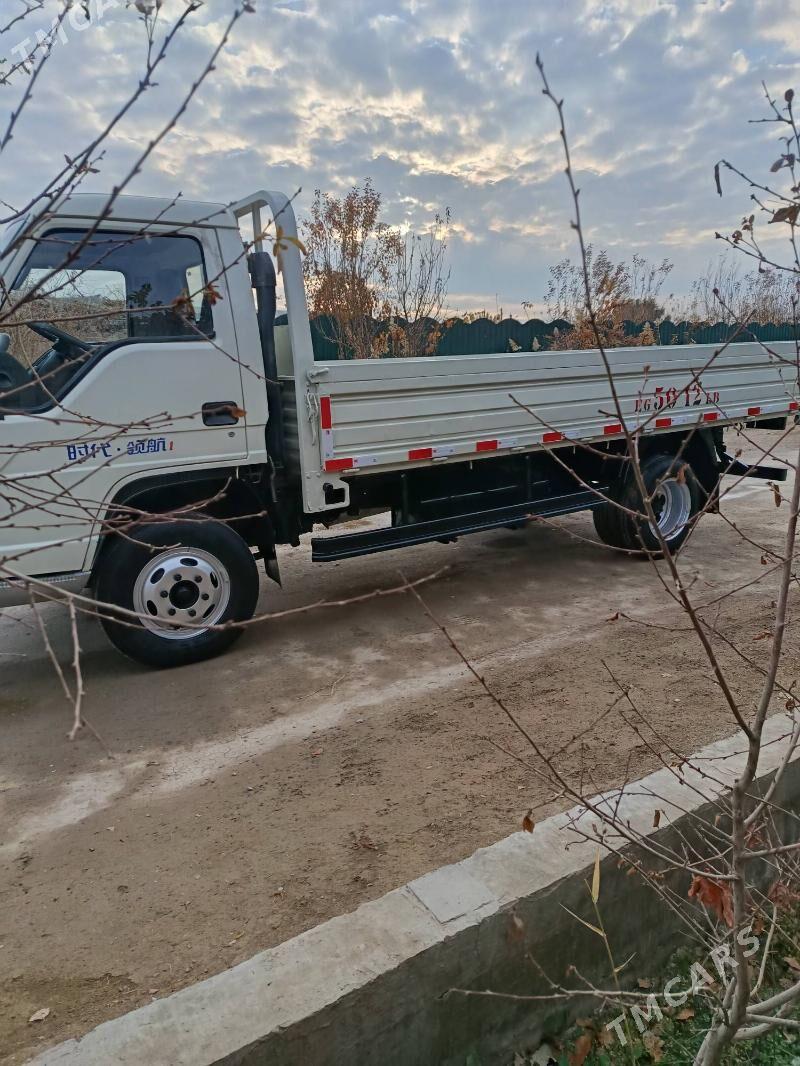 Forland H3 2015 - 157 000 TMT - Çärjew - img 4