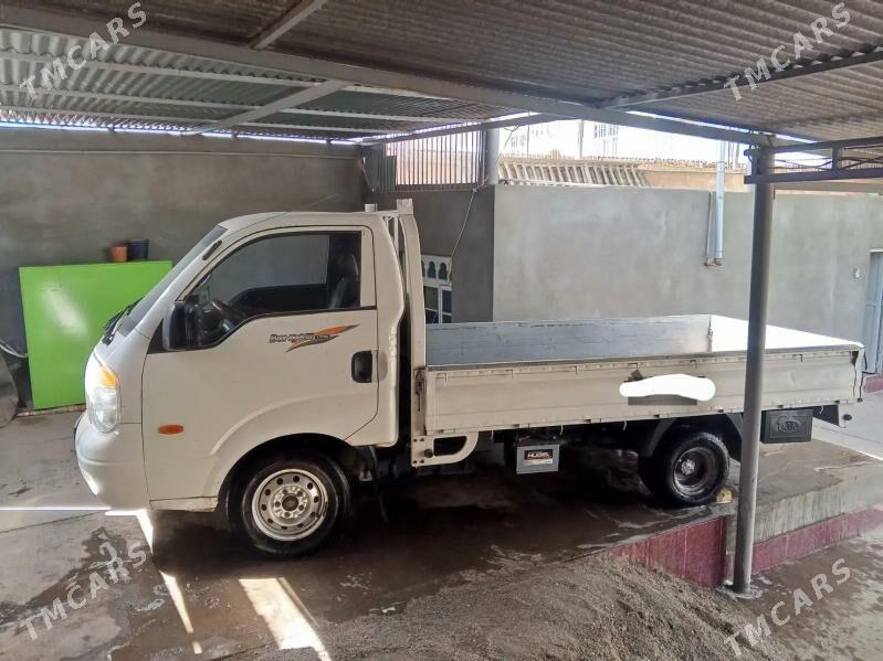 Kia Bongo 2011 - 180 000 TMT - Кёнеургенч - img 3