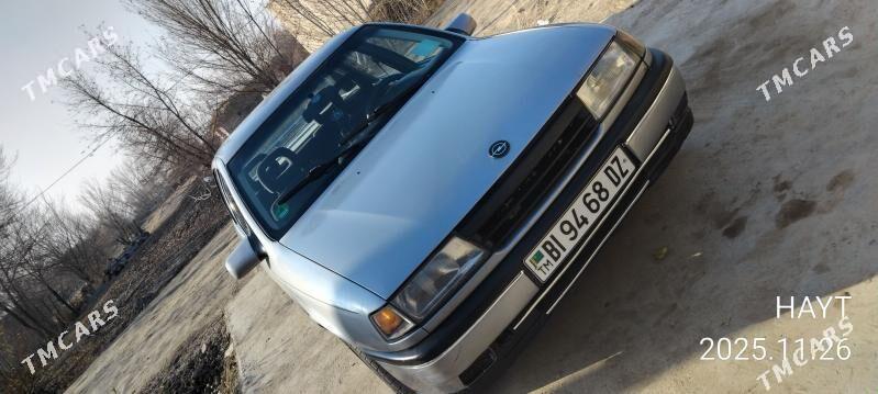 Opel Vectra 1990 - 45 000 TMT - Кёнеургенч - img 8