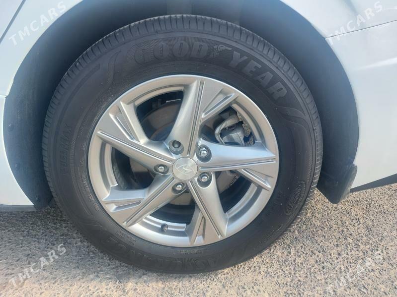Hyundai Sonata 2021 - 260 000 TMT - Мир 5 - img 4