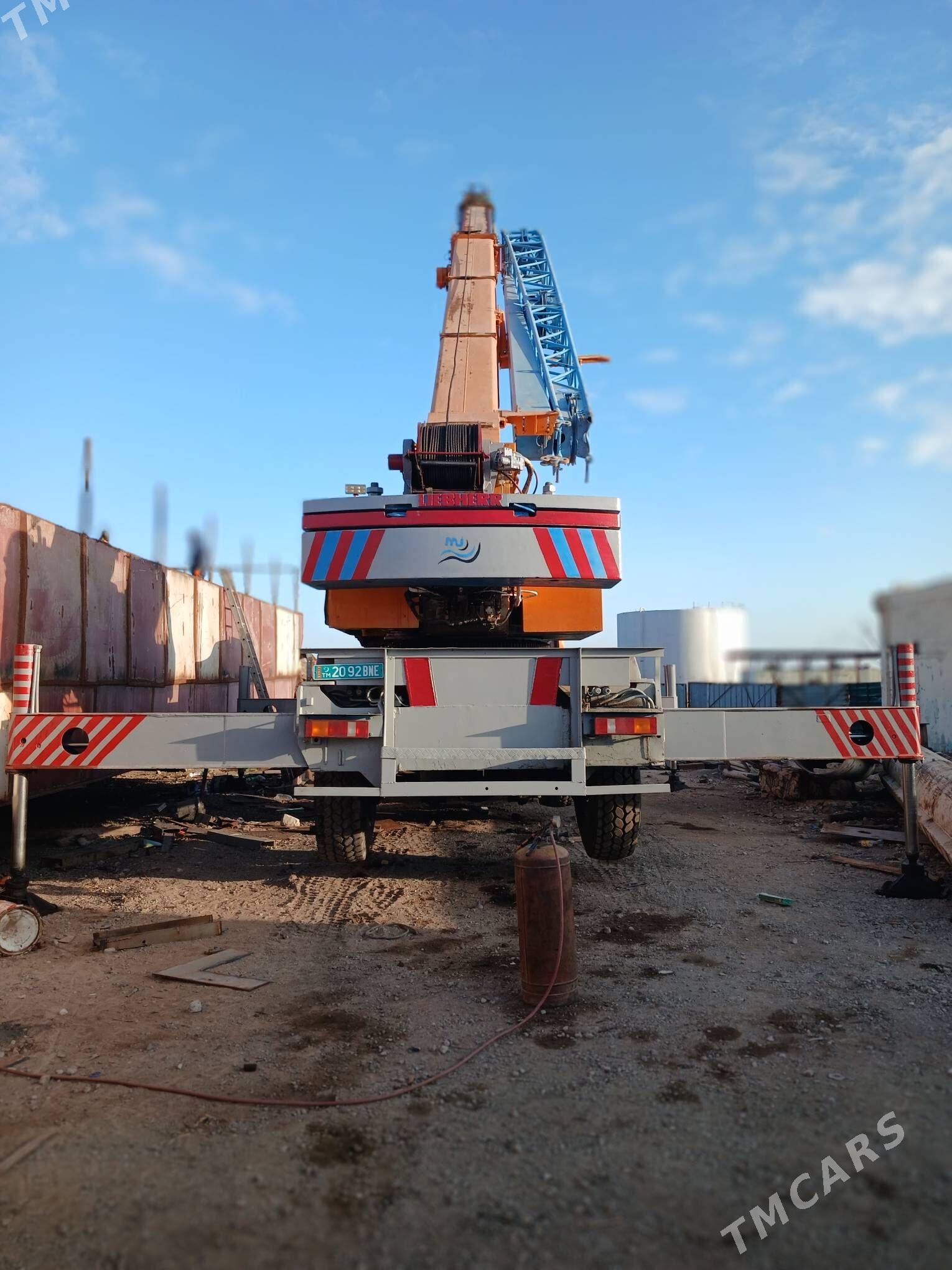 Liebherr LT 1997 - 800 000 TMT - Туркменбаши - img 3