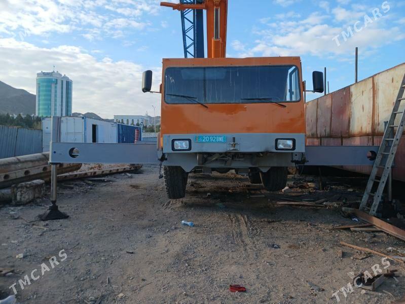 Liebherr LT 1997 - 800 000 TMT - Туркменбаши - img 2