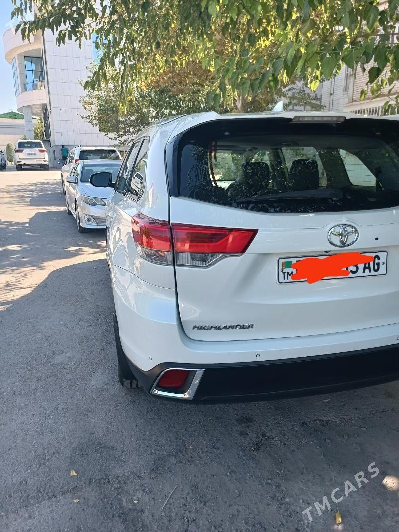 Toyota Highlander 2019 - 378 000 TMT - Aşgabat - img 2