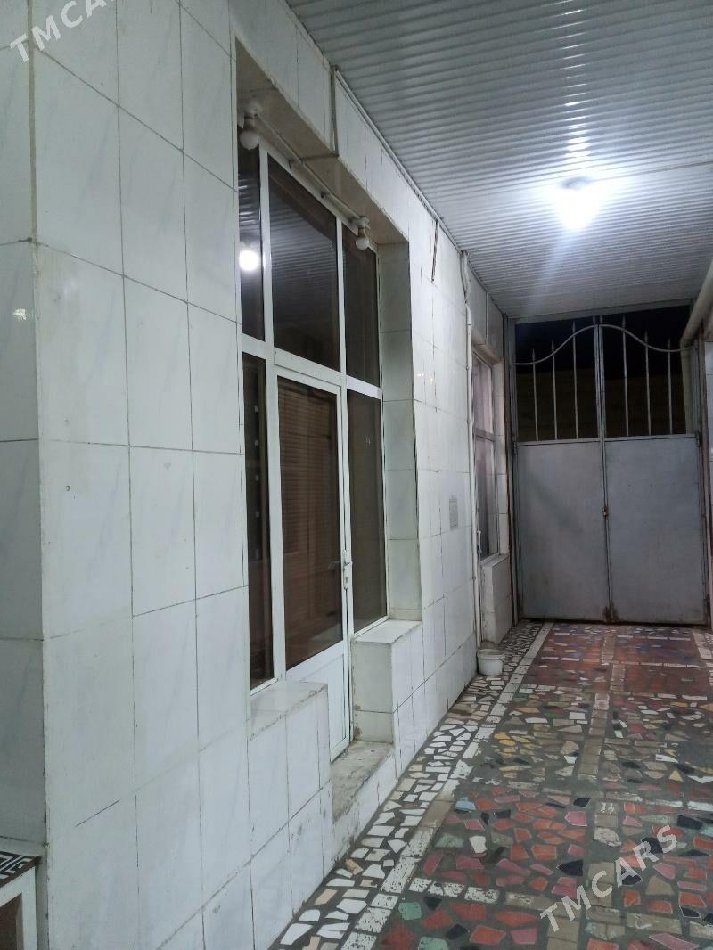 Satlyk magazin. - Туркменабат - img 2