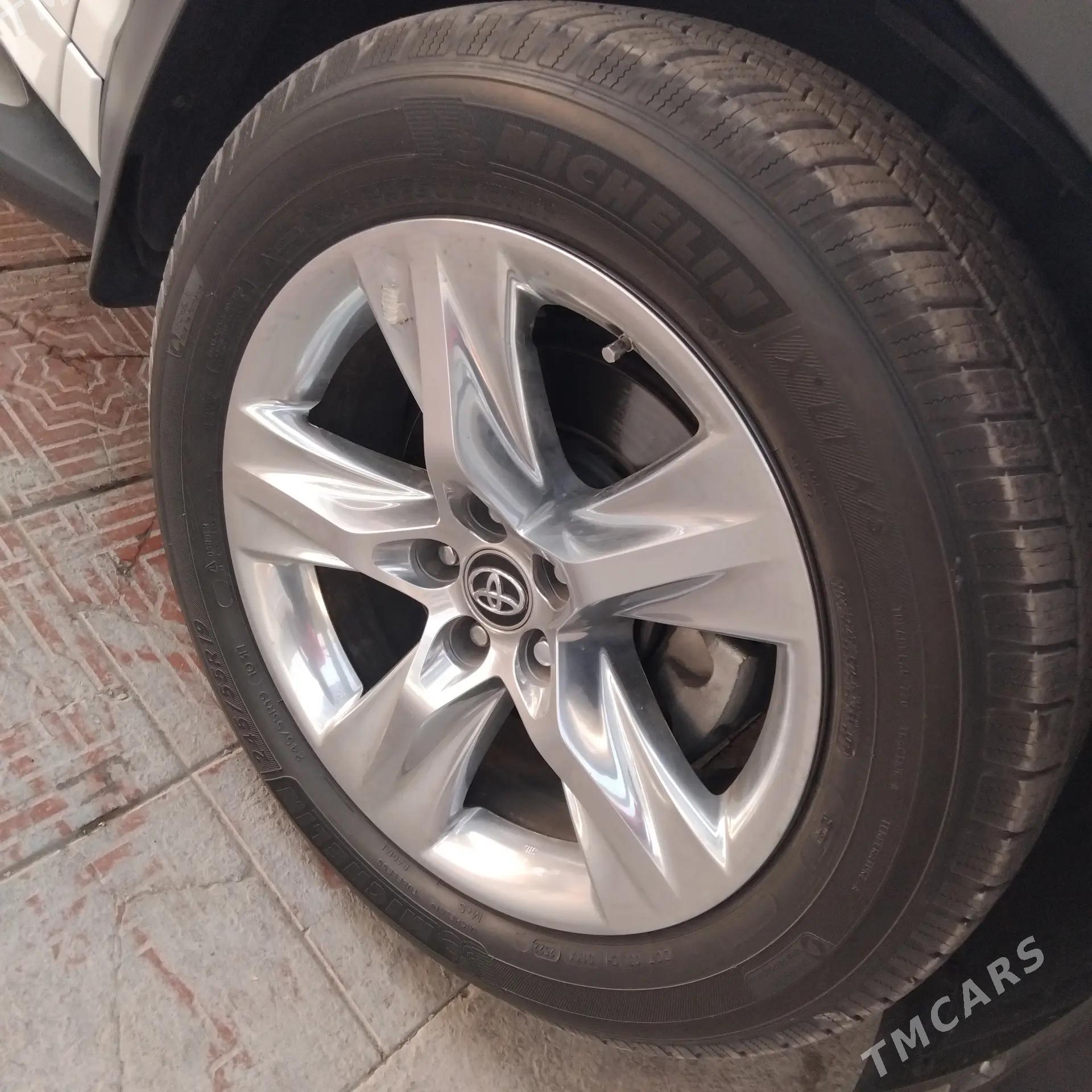 Toyota Highlander 2019 - 551 000 TMT - Мары - img 9