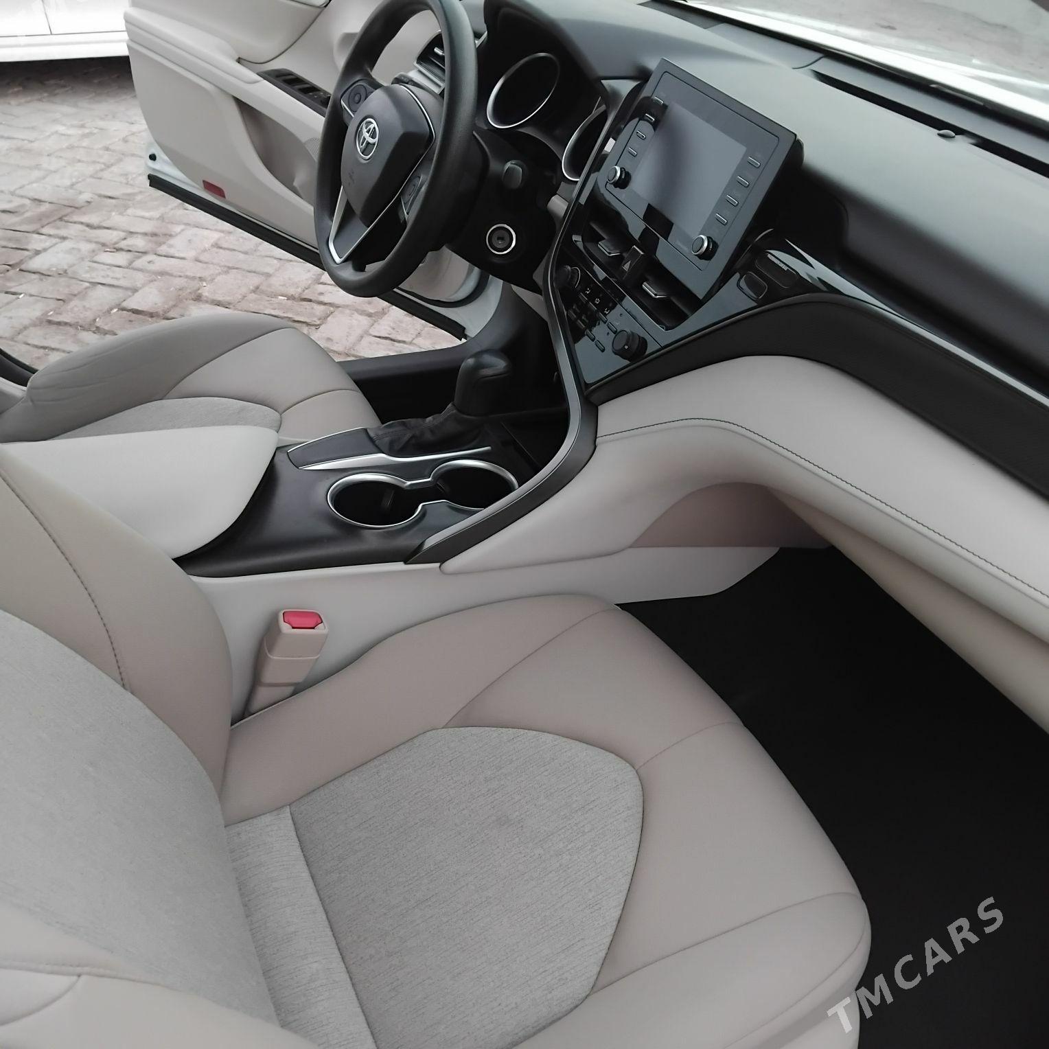 Toyota Camry 2021 - 315 000 TMT - Байрамали - img 5