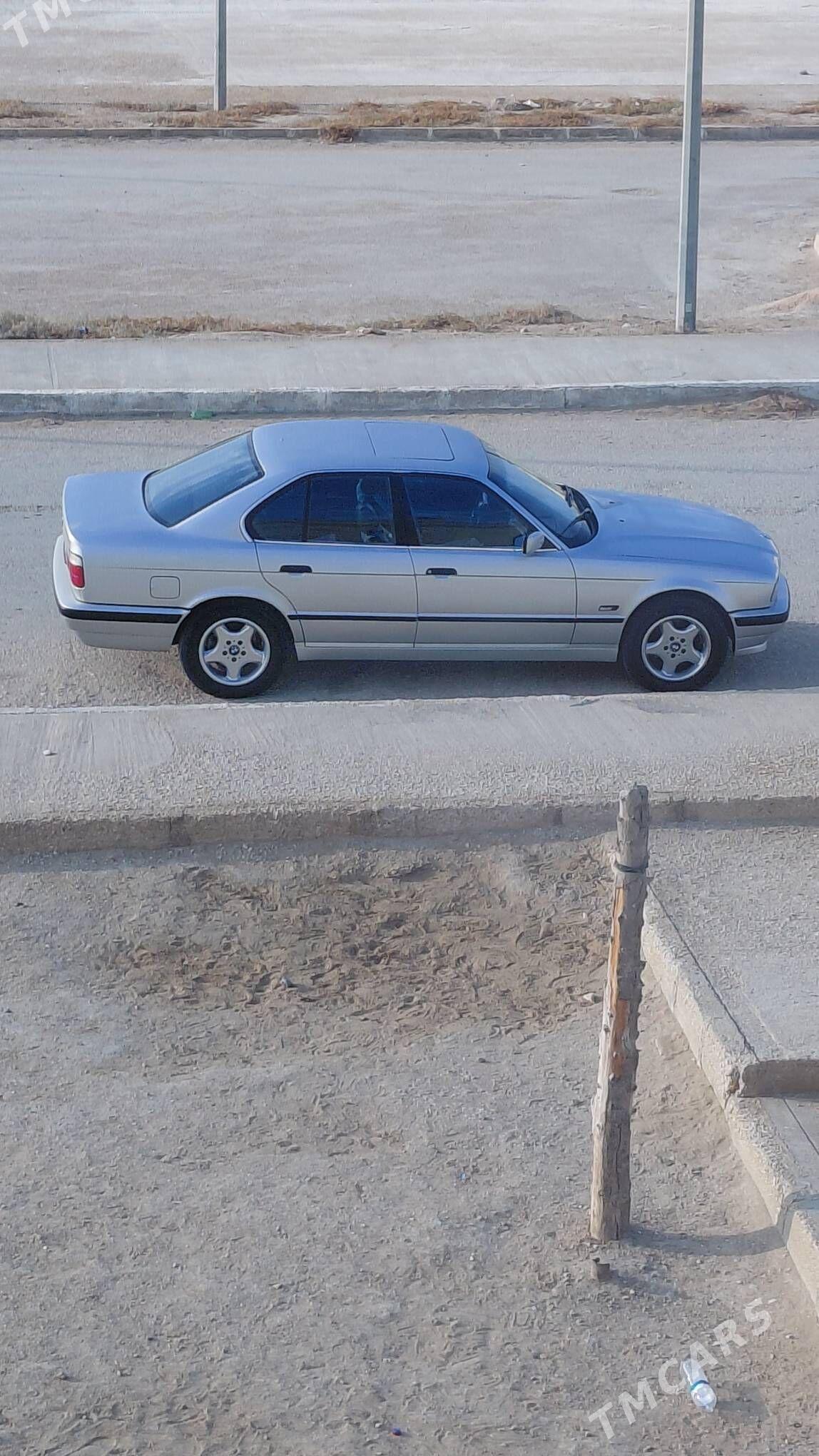 BMW 528 1995 - 100 000 TMT - Эсенгулы - img 2