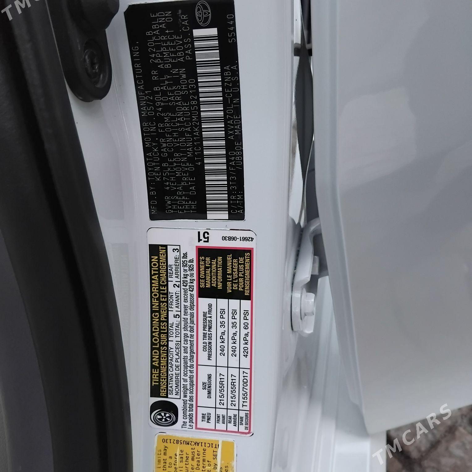 Toyota Camry 2021 - 315 000 TMT - Байрамали - img 8