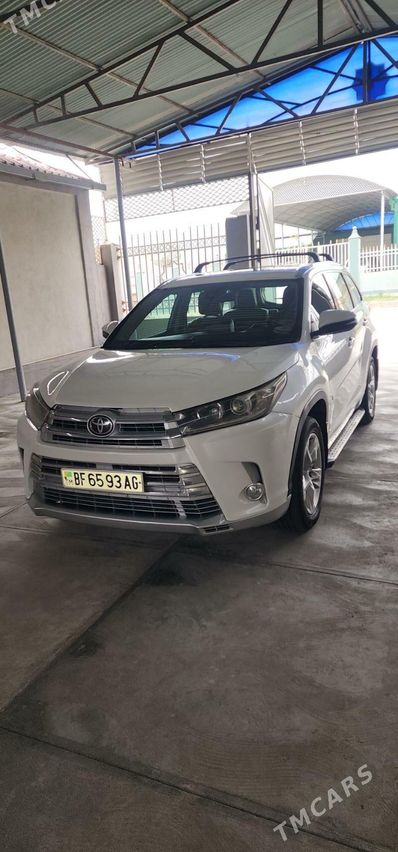 Toyota Highlander 2017 - 500 000 TMT - Aşgabat - img 3