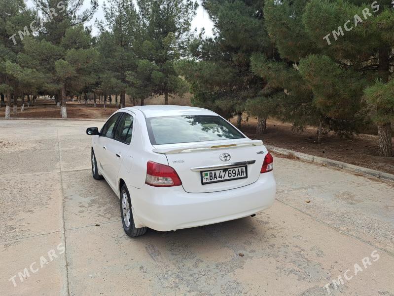 Toyota Yaris 2006 - 125 000 TMT - Гёкдепе - img 3
