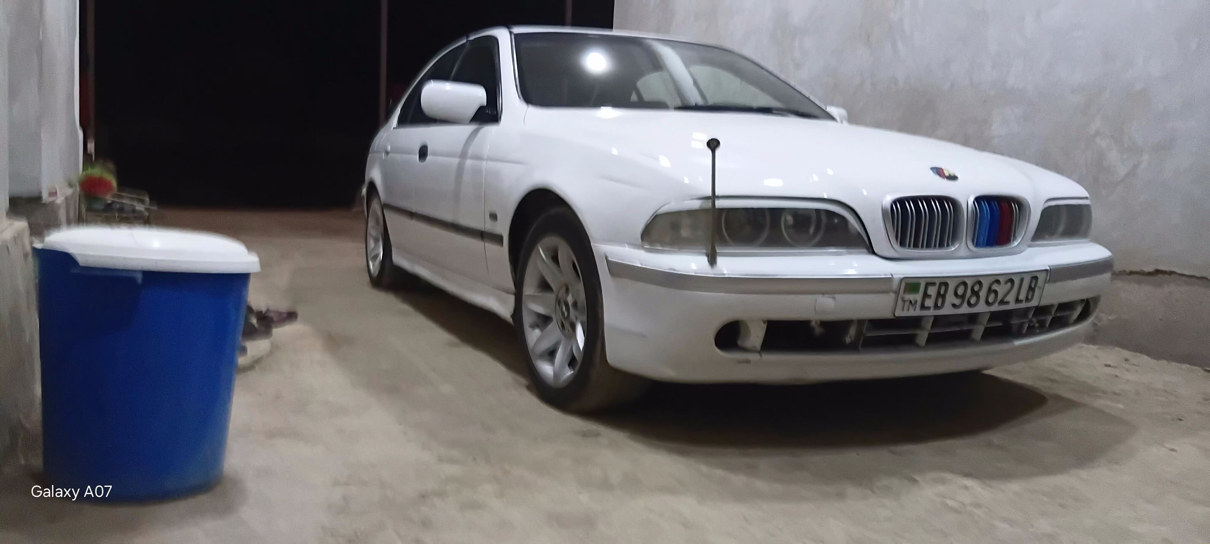 BMW 525 1999 - 57 000 TMT - Чарджоу - img 3