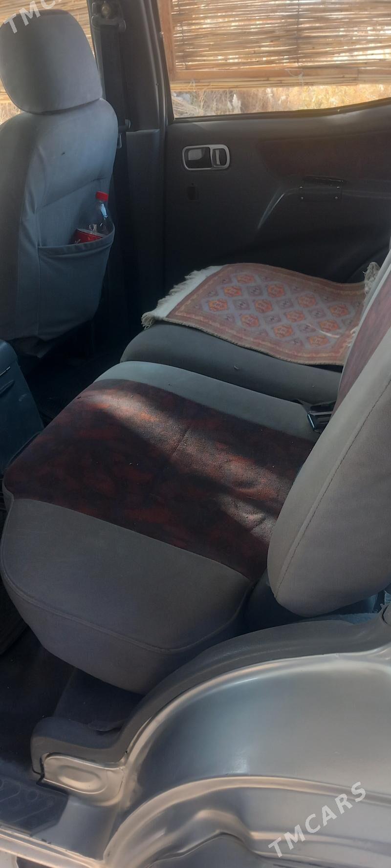 Nissan Terrano 1999 - 100 000 TMT - Dänew - img 7