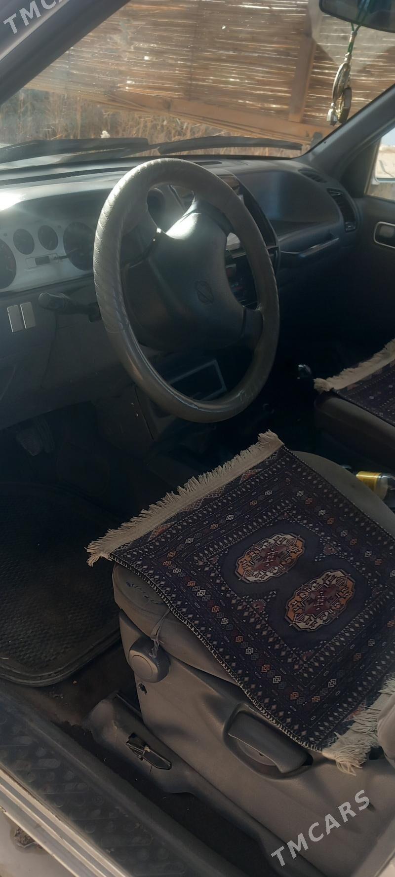 Nissan Terrano 1999 - 100 000 TMT - Dänew - img 5