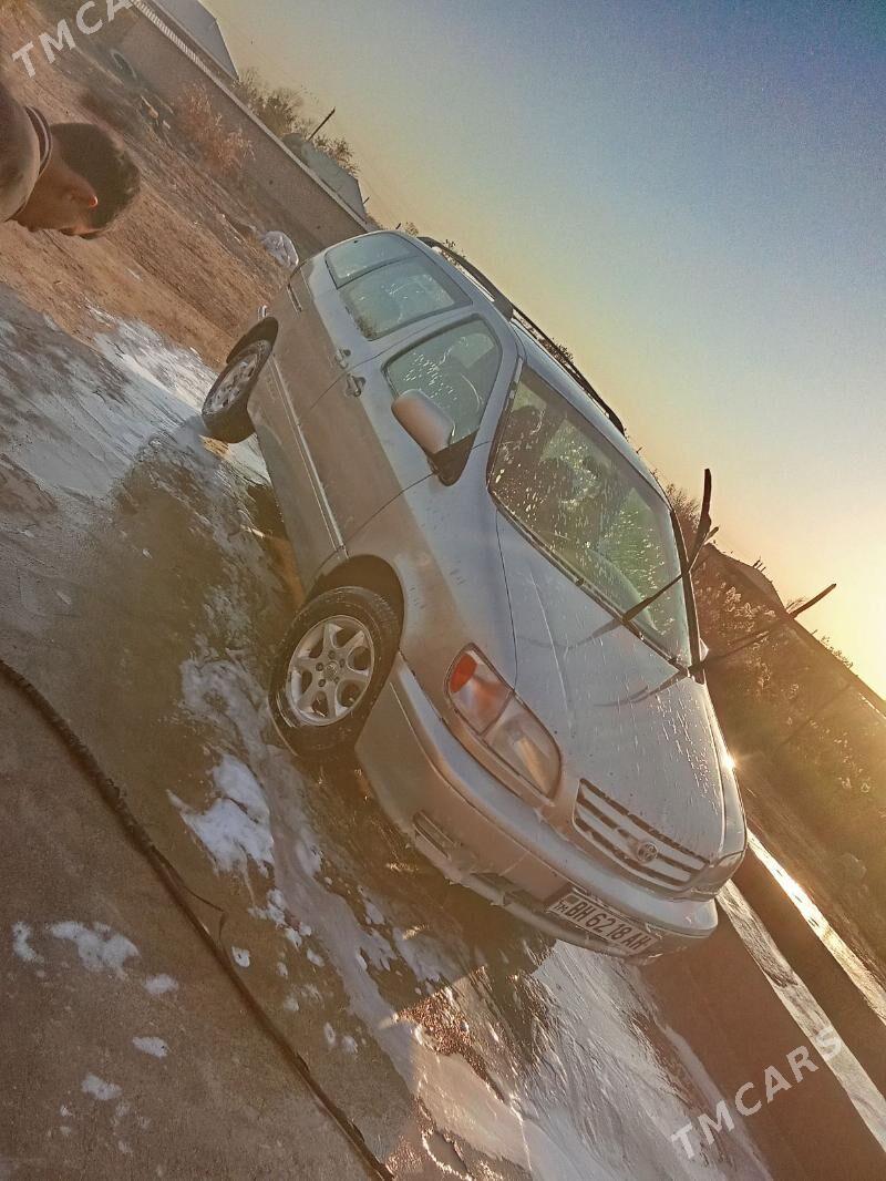 Toyota Sienna 2002 - 145 000 TMT - Теджен - img 3