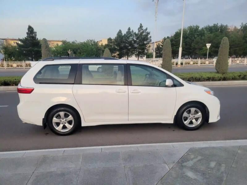 Toyota Sienna 2020 - 355 000 TMT - Ашхабад - img 6