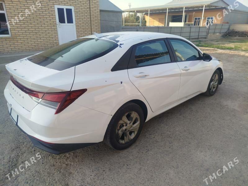 Hyundai Elantra 2021 - 200 000 TMT - Mary - img 4