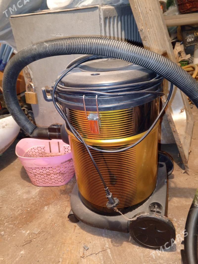 Pilisos - Büzmeýin - img 2