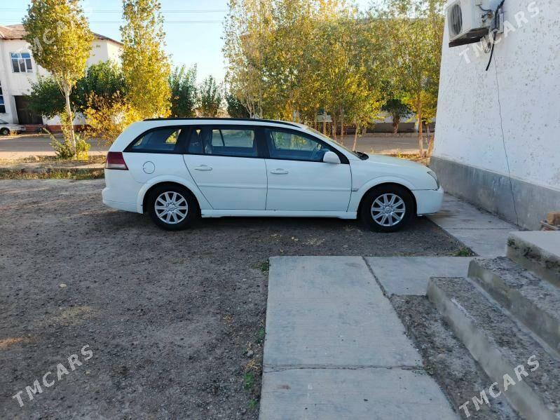 Opel Vectra 2004 - 80 000 TMT - Gubadag - img 4