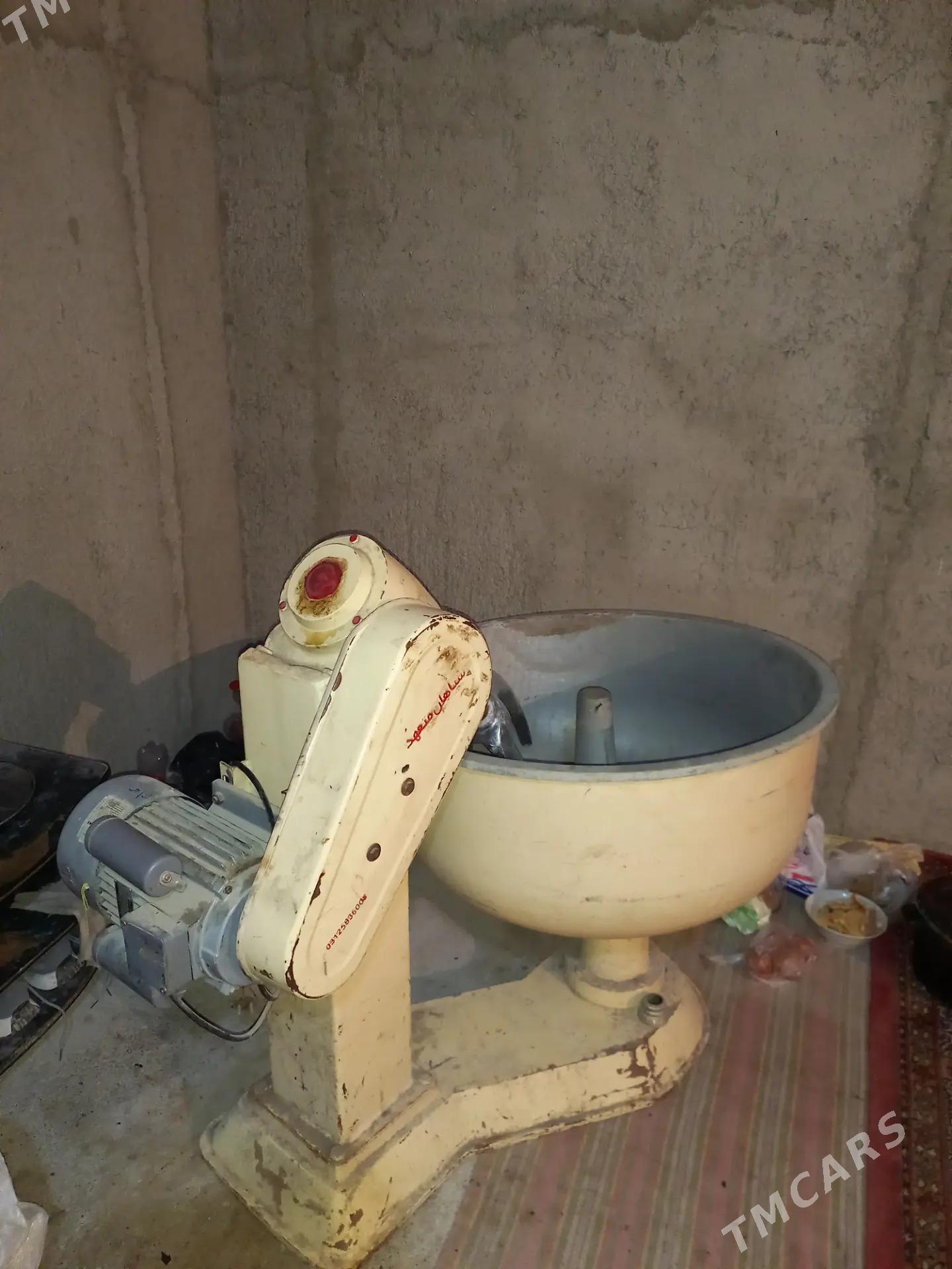 Hamyr yogrulyan mikser - Туркменбаши - img 4