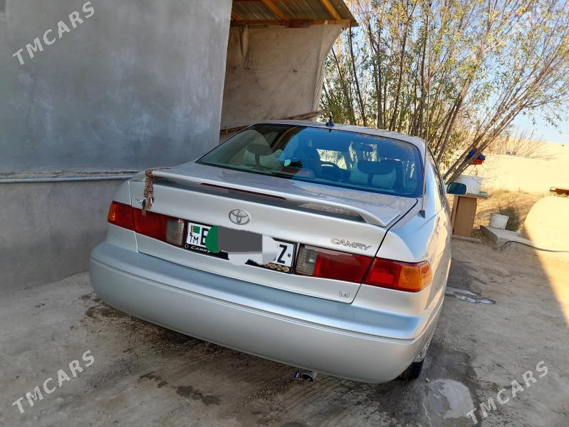 Toyota Camry 2000 - 180 000 TMT - етр. Туркменбаши - img 7