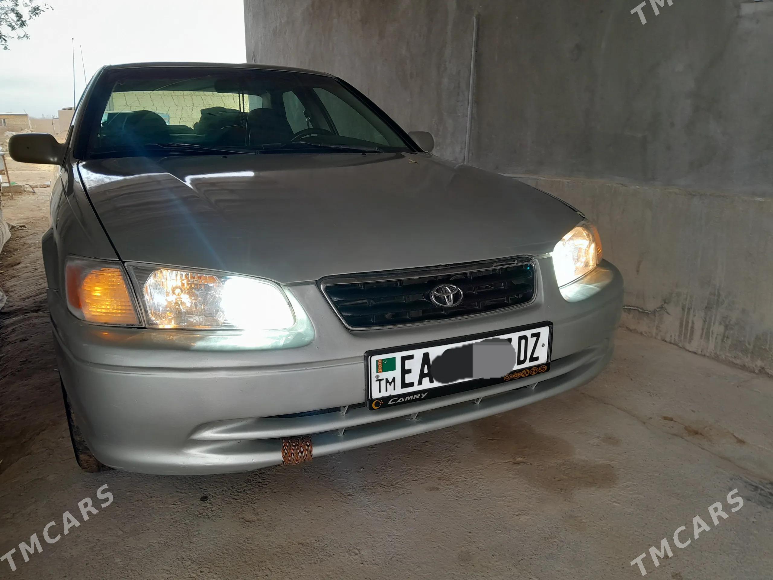 Toyota Camry 2000 - 180 000 TMT - етр. Туркменбаши - img 8