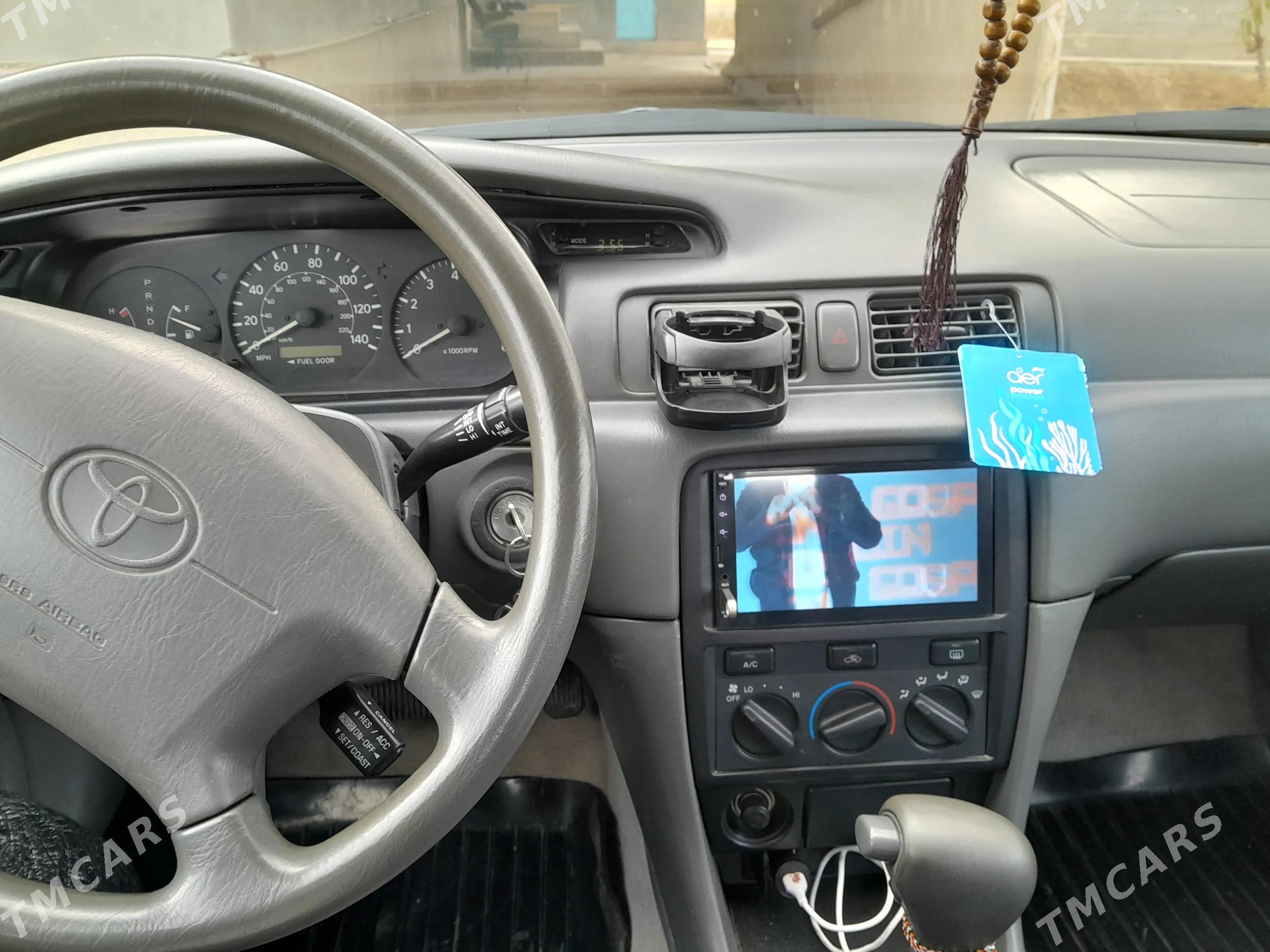 Toyota Camry 2000 - 180 000 TMT - етр. Туркменбаши - img 2