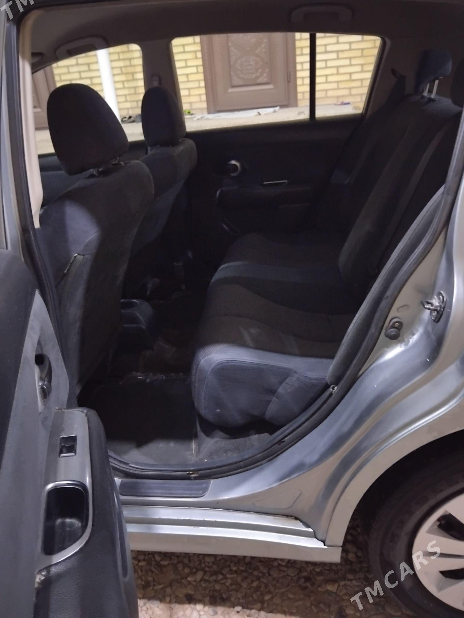 Nissan Versa 2009 - 130 000 TMT - Мары - img 6