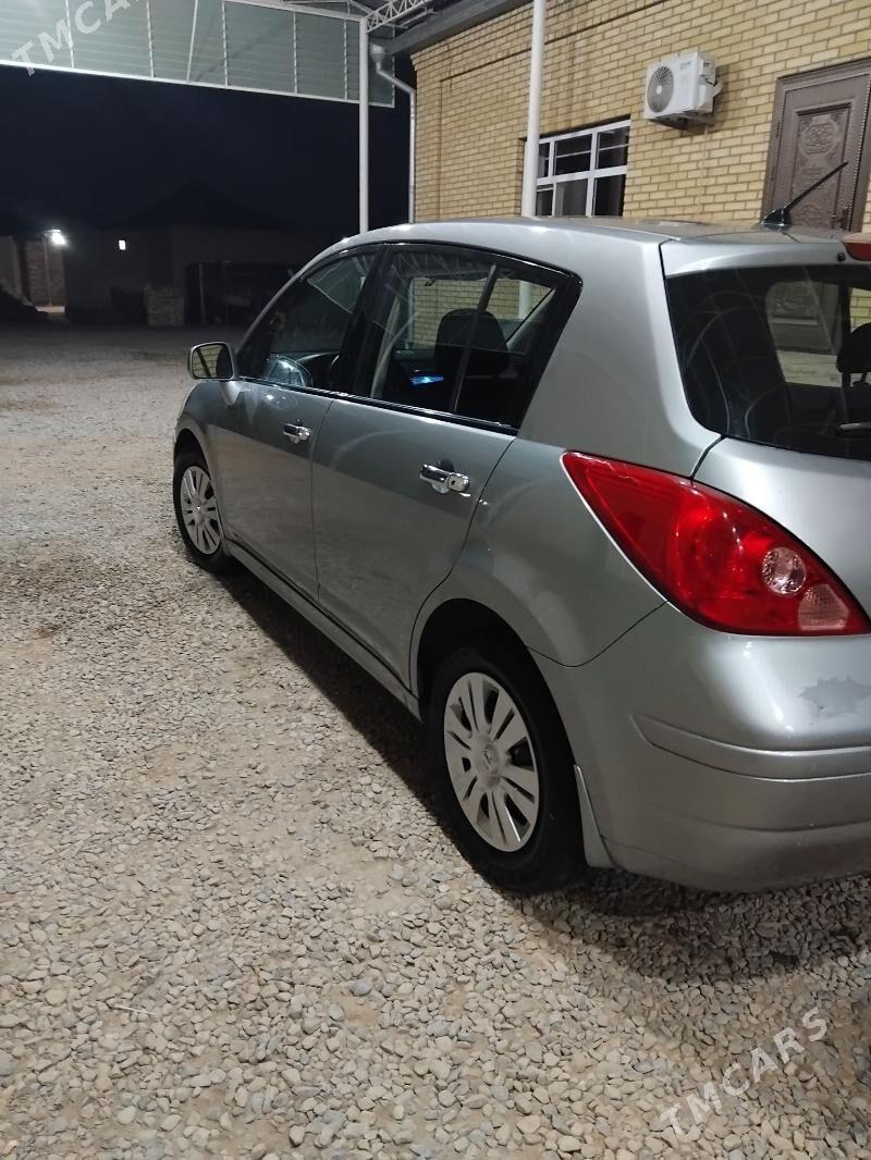 Nissan Versa 2009 - 130 000 TMT - Мары - img 5