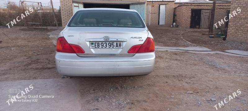 Toyota Avalon 2001 - 180 000 TMT - Теджен - img 3