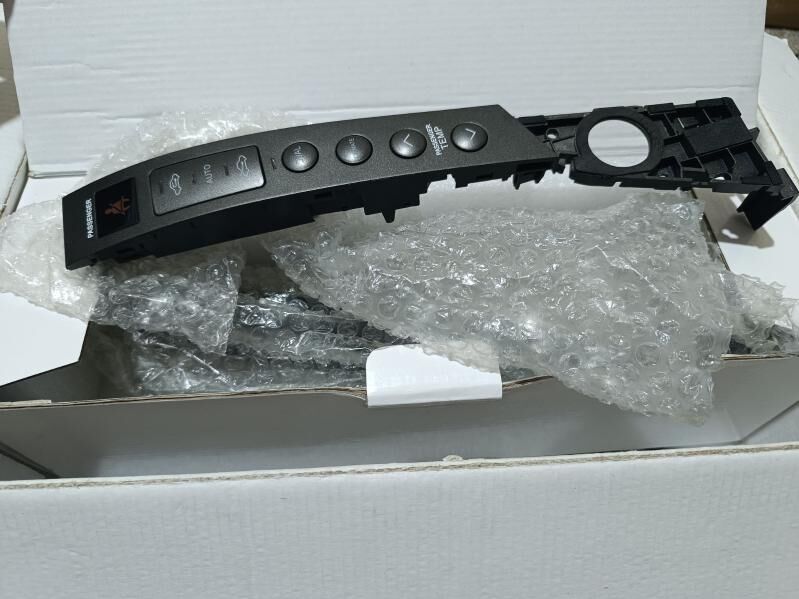 lexus ES350 monitor 3 000 TMT - Büzmeýin GRES - img 2