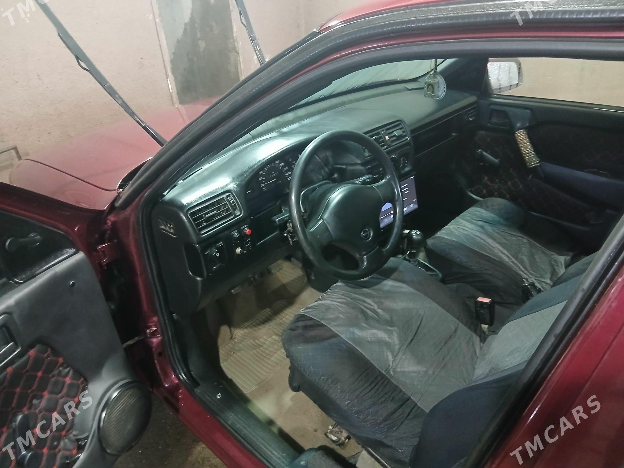 Opel Vectra 1991 - 40 000 TMT - Дашогуз - img 2