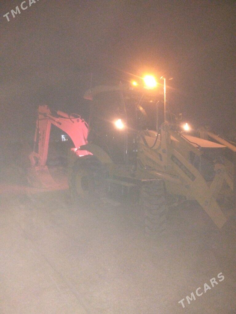 JCB 3CX ECO 2024 - 450 000 TMT - Gurtly - img 3