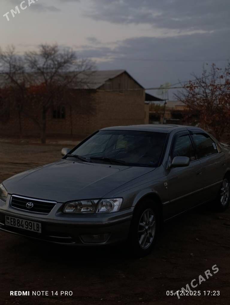 Toyota Camry 2000 - 190 000 TMT - Saýat - img 2