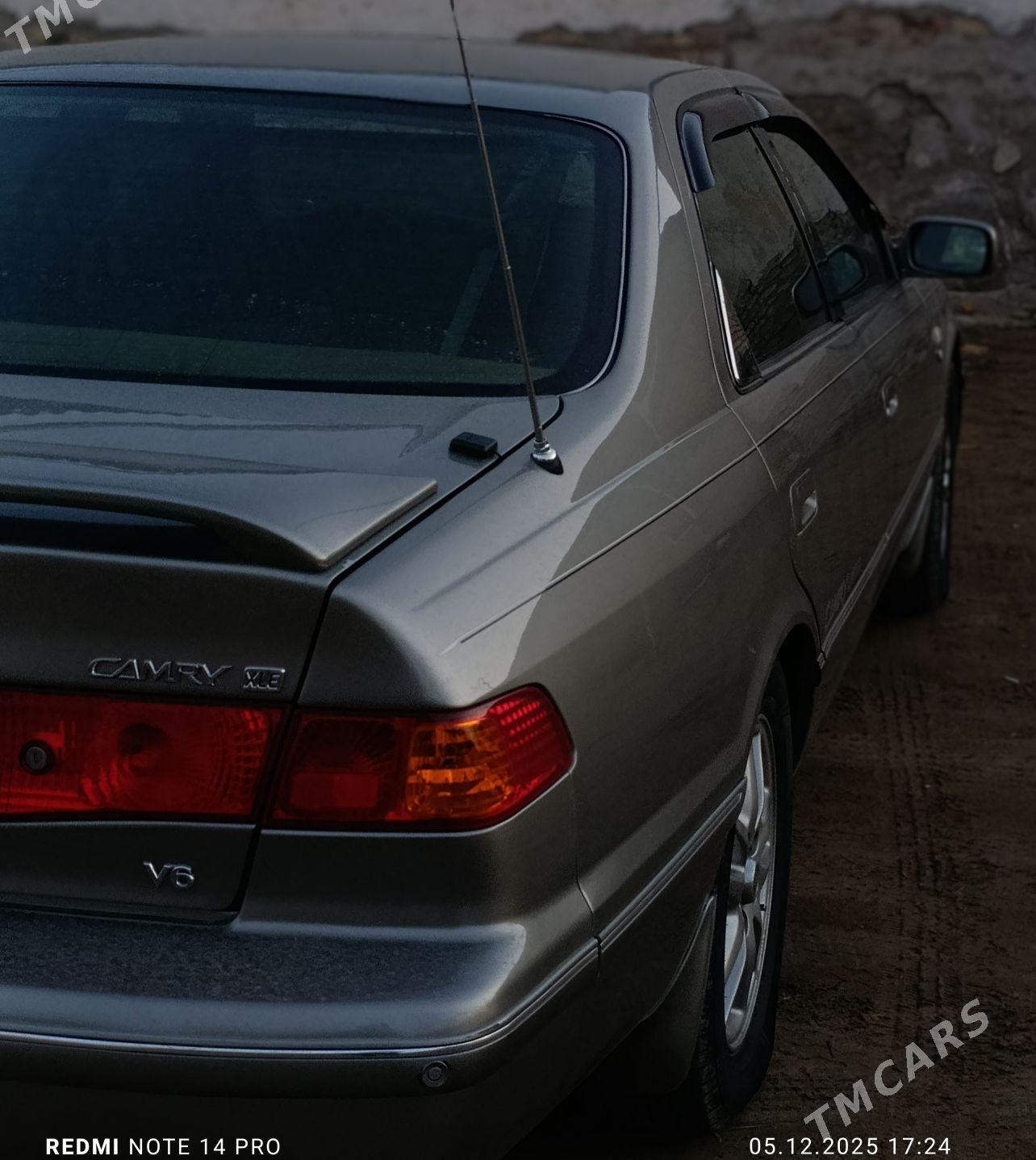 Toyota Camry 2000 - 190 000 TMT - Saýat - img 10