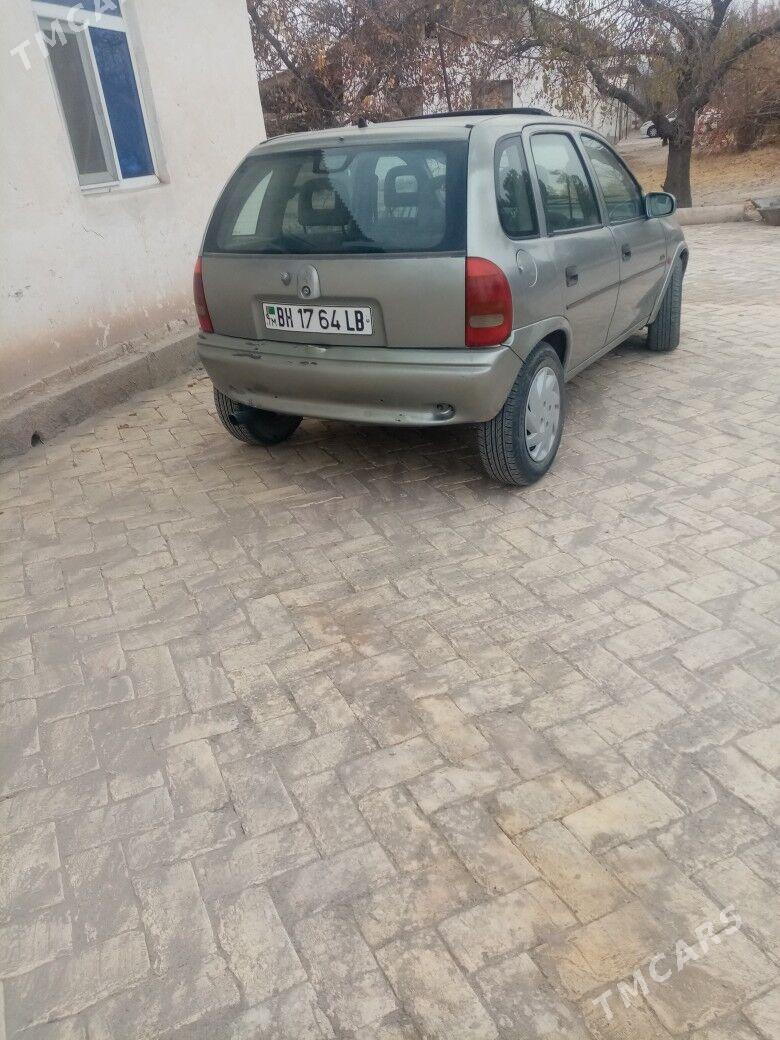 Opel Vita 1996 - 25 000 TMT - Гарабекевюл - img 4